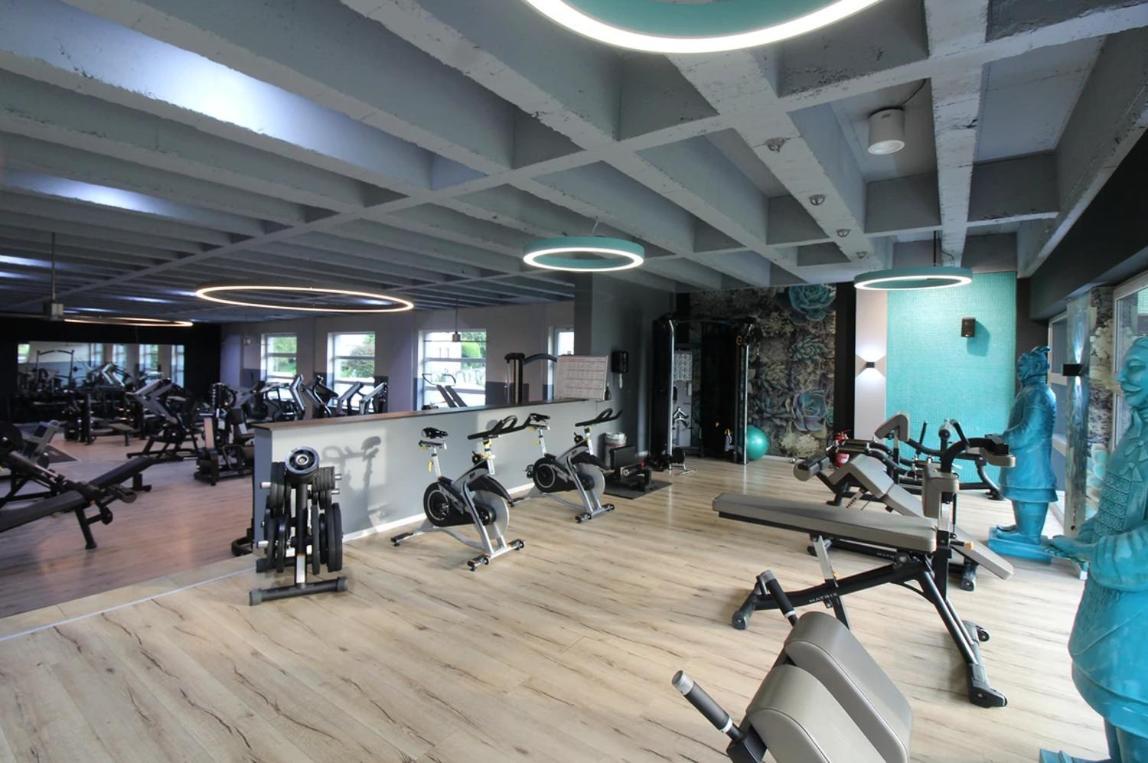 Vitalounge Sports & Spa Hotel เกลเซนเคียร์เคน ภายนอก รูปภาพ