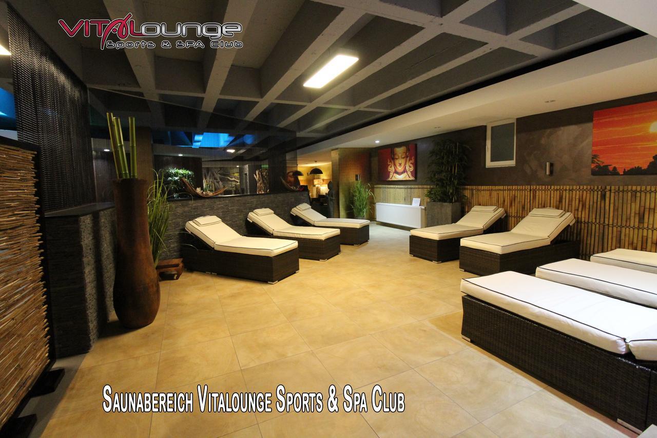 Vitalounge Sports & Spa Hotel เกลเซนเคียร์เคน ภายนอก รูปภาพ